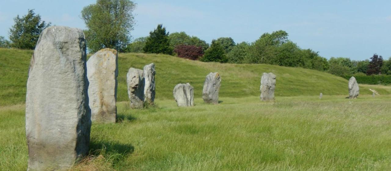 Annexe In Cherhill, Opposite Cherhill White Horse 외부 사진